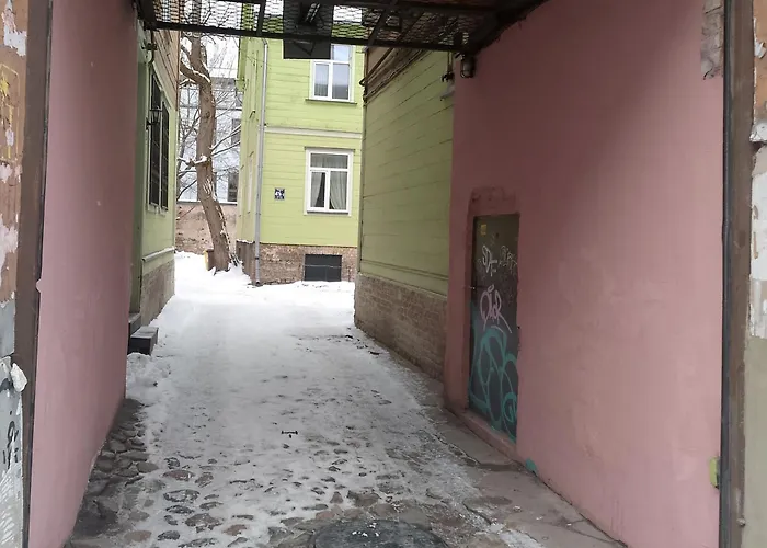 Caka Non-smoking And Free Parking Dzīvoklis *